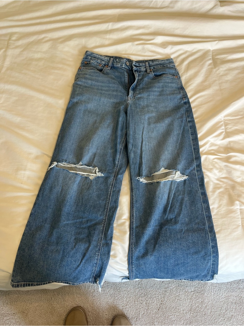 High waisted wide leg jeans